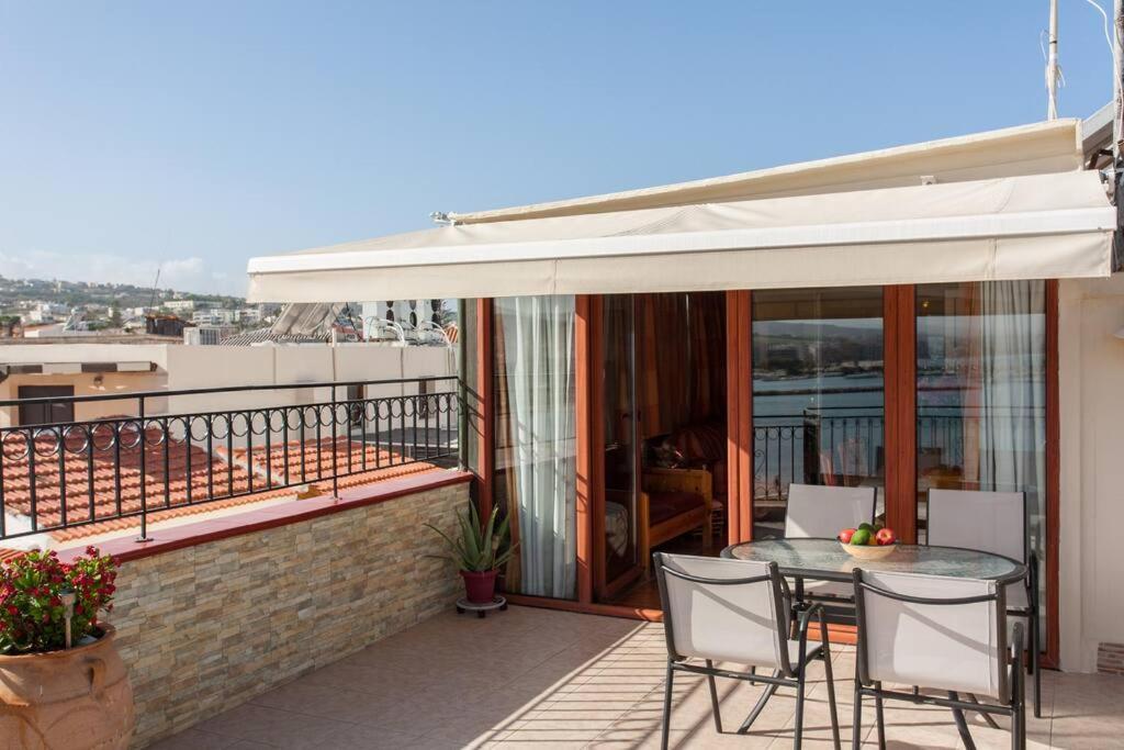 Elisabeth'S Penthouse At The Heart Of The City 레팀노 외부 사진